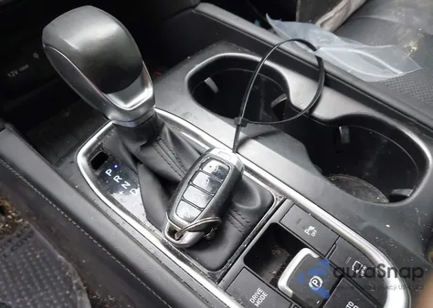 2019 Hyundai Santa Fe Ultimate 2.0T из США, поврежденный, VIN 5NMS53AA4KH109566